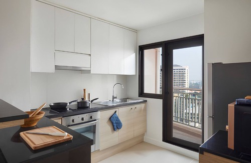 Thung Maha Mek Condo | SPL/2 BR/Serviced/Monthly