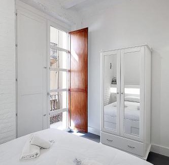 La Seu Apartment | Splendid houses in Valencia