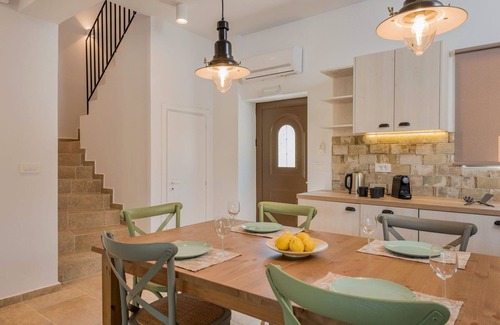 Tsilivi Villa | Splendid Zakynthos Villa | 3 Bedrooms | Villa Petlivia | En-suite Bathrooms |.