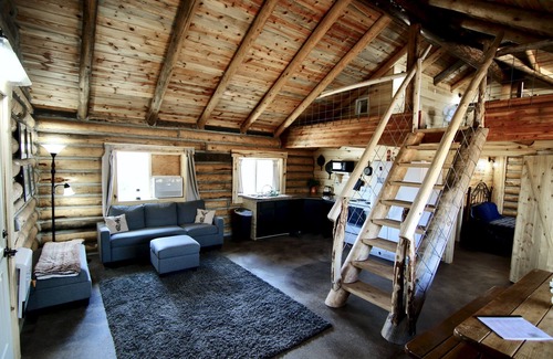 Blanding Cabin | Split Ridge Cabin near Blanding Utah