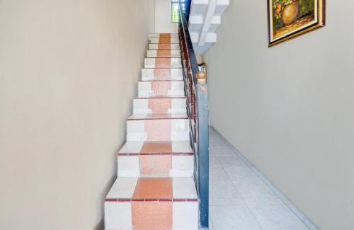 Tembelang Hotel | SPOT ON 93210 Griya Kos Kanjeng Mami Syariah