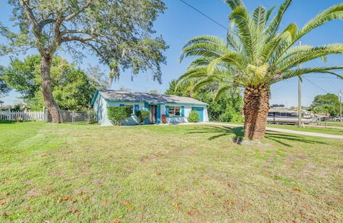 Spring Hill Cottage | Spring Hill Home - 3 Mi to Weeki Wachee Springs!