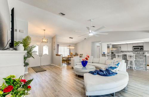 Spring Hill House | Spring Hill Home Private Pool, 9 Mi to Beach!