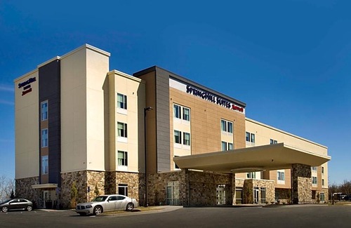 Bridgeport Hotel | SpringHill Suites Bridgeport Clarksburg