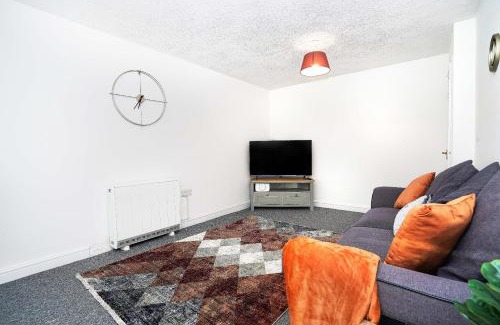 Ipswich Apartment | Springland Close