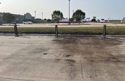 Storm Lake RV Rental | Sprinter/RV Parking with free electric hookup