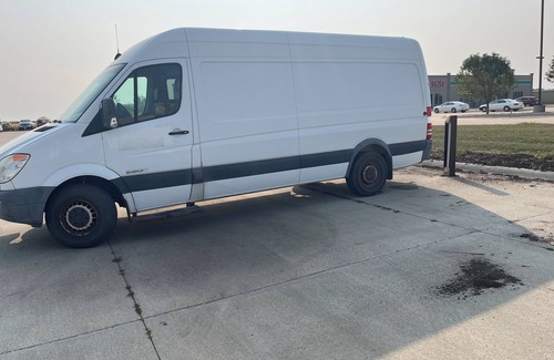 Storm Lake RV Rental | Sprinter/RV Parking with free electric hookup