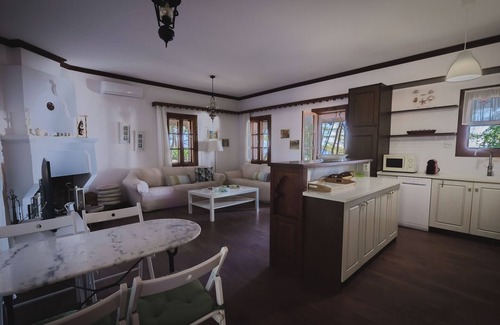 Metamorfosi Villa | Squirrel Beach Front Villa, Metamorfosi