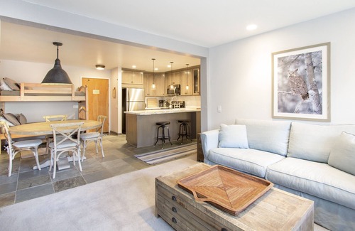 Mammoth Lakes House | St. Anton Condos With Rec Center