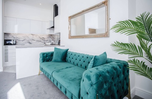 Tenby Apartment | St Catherine's View - 2 Bedroom - Panorama - Tenby