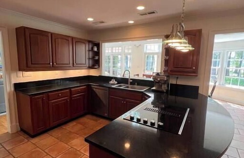 St. Michaels House | St. Michaels Escape | Pool, Hot Tub & Fire Pit