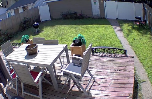 Midway Apartment | St Paul Fry Street Den #1