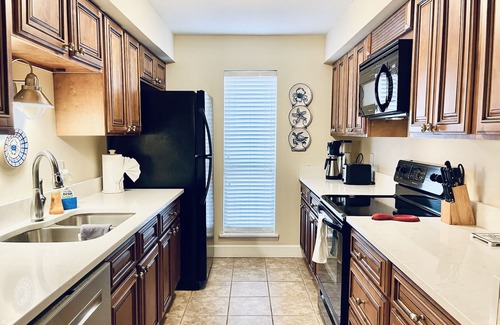 Saint Simons Heights Condo | St. Simons Island Getaway (2bed 2bath sleeps 6)