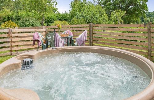 Woolland House | Stable - Uk49900