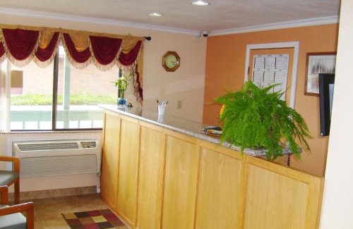 Molalla Hotel | Stagecoach Inn Motel