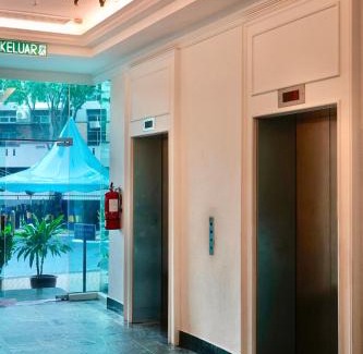 George Town Hotel | Stallions Suite