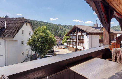 Tennenbronn Apartment | Standard Twin Room with Shared Garden, Balcony and Wi-Fi