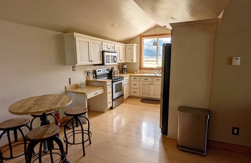 Bedford House | Star Valley Lodge - Welcome to Yellowstone 1890