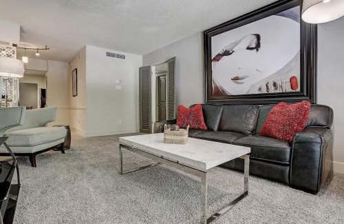 Uptown Apartment | Starbucks Staycation Marquee Uptown Galleria