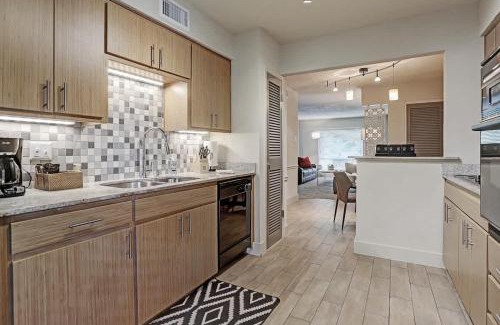 Uptown Apartment | Starbucks Staycation Marquee Uptown Galleria