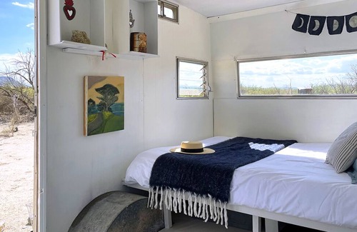 Alpine House | Stargazing Glamping Heaven in Big Bend