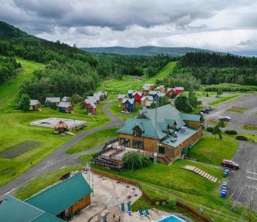 New Richmond Ski Chalet | Station touristique Pin Rouge