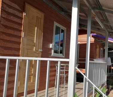 Prakhon Chai House | Stay Ban Posai with Pool