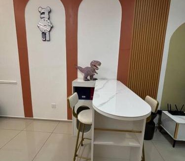 Pelabuhan Klang Apartment | Stay Curious, Stay Here - Klang