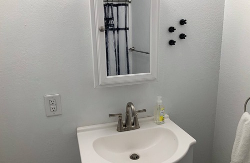 Fort Madison Apartment | Stay in this Unique SE Iowa Apt