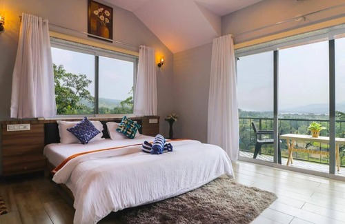 Kurvande Villa | Stay Leisurely Casa By the hills 4BHK, Pawna Lake