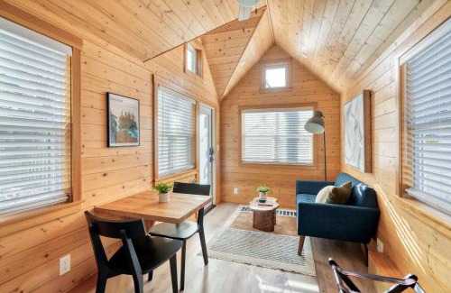 Richmond House | Stay Portland - Tiny Refuge - Quiet & Cozy