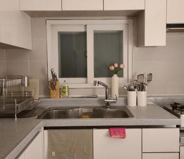 Jung-gu Apartment | Stay relaxation #room3#bed5#friend meeting#single-family house#private parking space#family meeting#long stay#washing machine#dryer