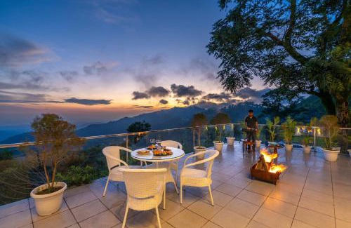 Nahan Villa | StayVista at Cedar Haven