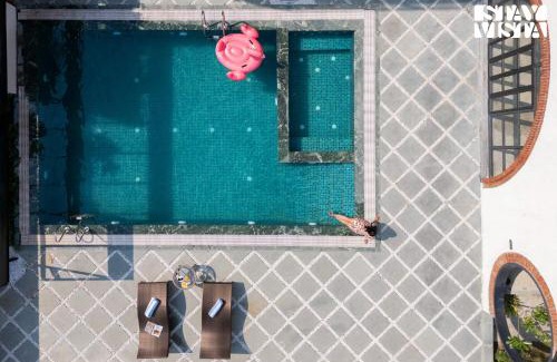 Bail Parao Villa | StayVista at Whispering Arc with Private Pool & Free Breakfast