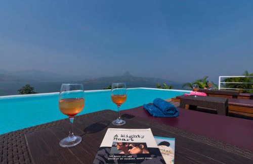 Thakursai Villa | StayVista's Princess - A Villa with Infinity Pool & Breathtaking Views