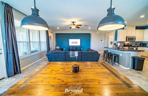 Hutto House | Steampunk Science