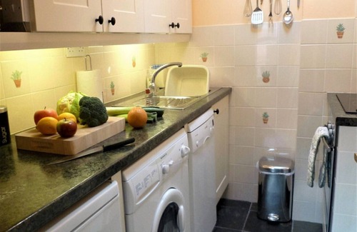 Steeple Ashton Cottage | Steeple Ashton Village Spacious Comfort in Cottage for 2 in Country House Style