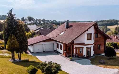 Stebach Apartment | Steewer Landhaus gemütliche Ferienwohnung bis 6 Pers in ruhiger Ortsrandlage