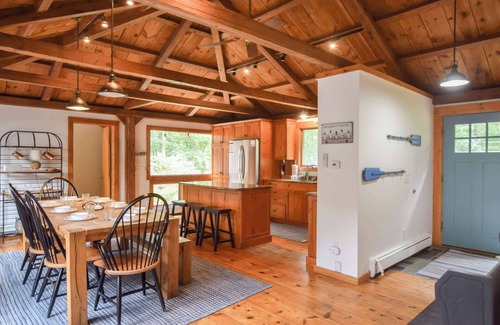 Brewster House | Steps to Freshwater Beach Kayaks Sauna!