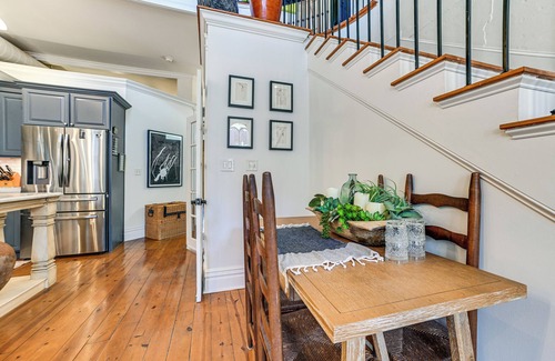 Paducah Condo | Steps to Historic Riverfront: Chic Dtwn Condo!