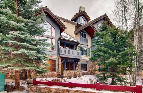 Edwards Condo | Steps to SKI LIFT, pool/hot tub/parking garage at base of Arrowhead/Beaver Creek