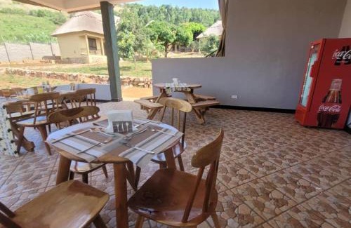 Jinja Hotel | Stevalyn's Ridge View Lodge