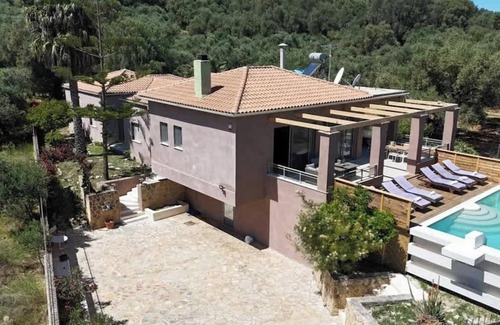Akrotiri House | Stilvi Private 4BR Villa with Pool, Sea View & Garden