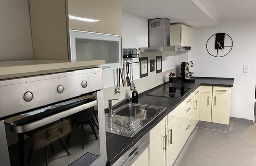 Bindlach Apartment | Stilvolles Designappaetment mit Terrasse & Garten im Idylischem Bindlach