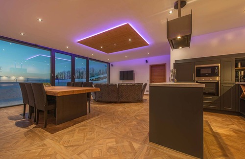 Breitenberg House | Stoahaus - 140 sqm earth house with private spa