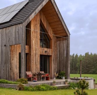 gmina Stezyca House | Stodoła naturalnie - wyjątkowy dom z balią na Kaszubach nad jeziorem