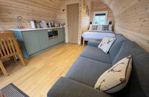 Clachtoll Ski Chalet | Stoer Pods - Quinag Pod