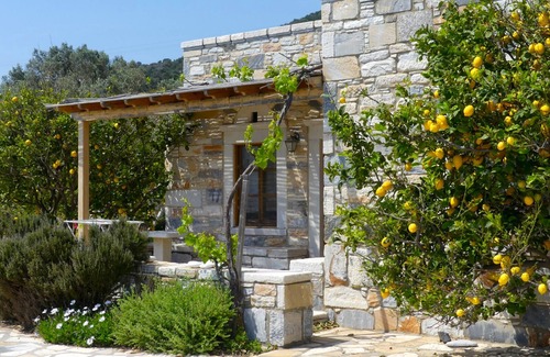 Naxos House | Stone-built houses Azalas, very quiet, directly by the beach, with fireplace