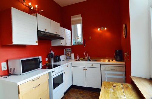 Les Rivages House | Stone-built holiday home in Dinant with terrace