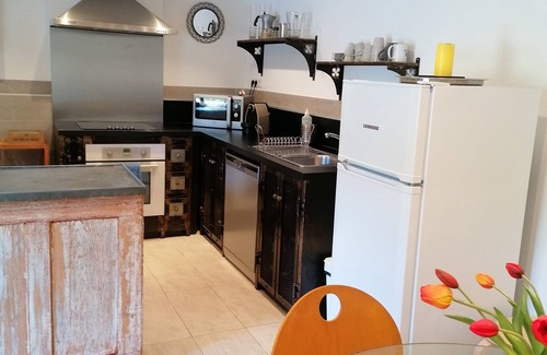 Les Adrets-de-l'Esterel House | Stone house with jacuzzi, between Cannes and Fréjus, independent mini loft, air conditioning